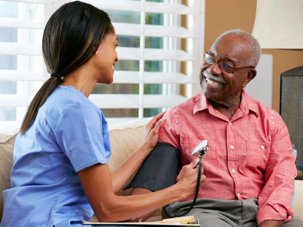 El daño que no se siente: cómo la hipertensión puede destruir tus riñones