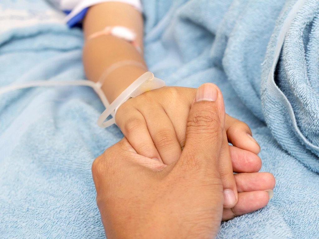 Ajuste de dosis de quimioterapia según función renal: protege tus riñones sin perder potencia contra el cáncer